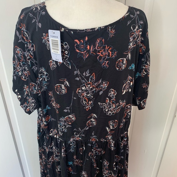 TORRID•DRESS - Picture 5 of 10